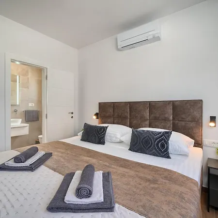 Solis - Sea View & Relax Pool *