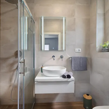 아파트 Solis - Sea View & Relax Pool 슬라티네